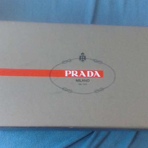 Pradas - Picture 4 of 4